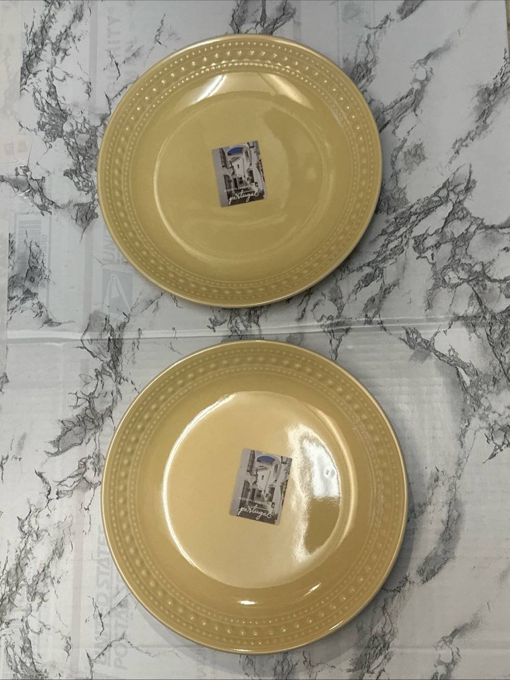 Yellow Dinner Plates - Unbranded Elegant Beaded Rim (Set of 2)